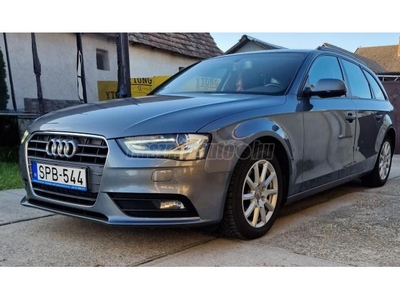 AUDI A4 2.0 TDI Avanat manuál váltó 136le