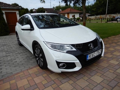 HONDA CIVIC Tourer 1.8 Executive MEGKÍMÉLT.DUPLA DIGIT KLÍMA.AZONNAL ELVIHETŐ