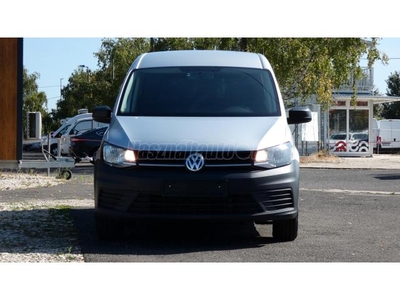 VOLKSWAGEN CADDY MAXI 2.0 SCR BMT Vonóhoroggal (N1) 5 személyes /192/