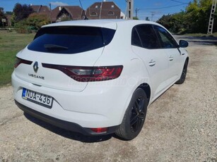 RENAULT MEGANE 1.2 TCe Intens