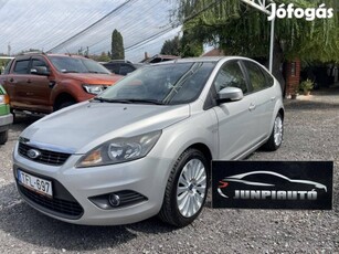 Ford Focus 1.6 Garázsbantartott jó állapotú szg...