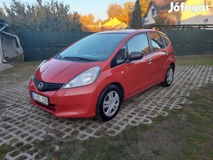 Honda Jazz 1.2 Trend Friss vizsga. Gyönyörű !