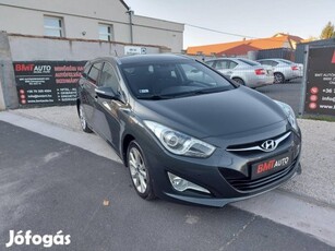 Hyundai I40 1.7 CRDi LP Premium szervízkönyves....