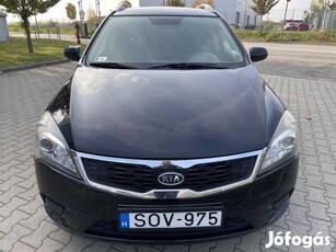 KIA CEE'D 1.4 EX