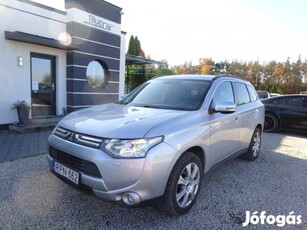 Mitsubishi Outlander 2.2 DI-D Intense Plus 4WD...