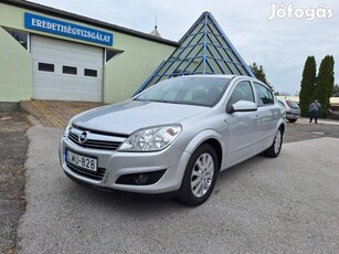 Opel Astra H Sedan 1.6 Cosmo Magyarországi 1393...