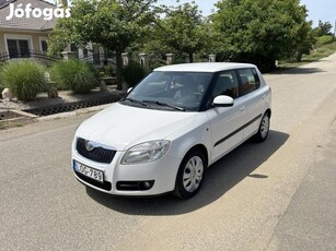 Skoda Fabia 1.2 12V Ambiente Friss Műszaki