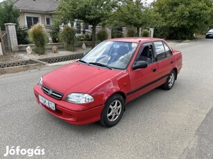 Suzuki Swift Sedan 1.3 16V GLX Vonóhorgos