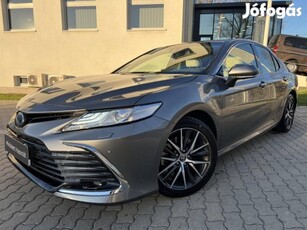 Toyota Camry 2.5 Hybrid Executive VIP CVT