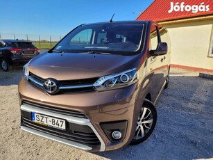 Toyota Proace 2.0 D-4D Family Comfort L2H1 1 Tu...