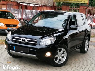 Toyota Rav 4 Rav4 2.2 D-4D 4x4 Rozsda ment.-Ola...