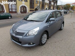 Toyota Verso 2.0 D-4D Style