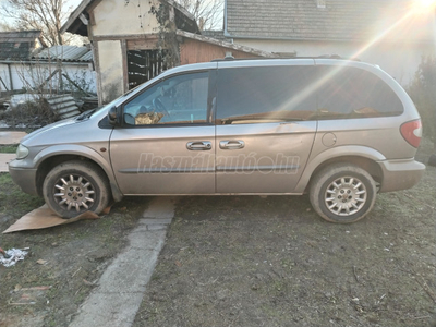 CHRYSLER VOYAGER