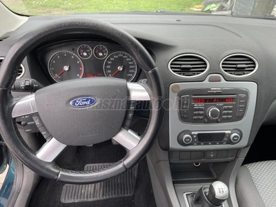 FORD FOCUS 1.6 Ambiente