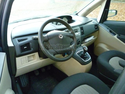 LANCIA MUSA 1.4 16V Platino