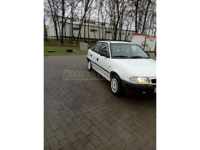 OPEL ASTRA F 1.4 Classic GL