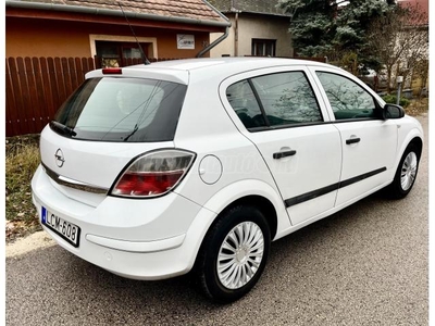 OPEL ASTRA H 1.6 Essentia