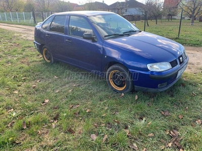 SEAT IBIZA 1.4 Stella