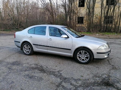 SKODA OCTAVIA 1.9 PD TDi Elegance DSG