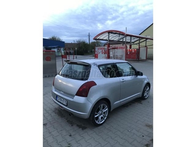 SUZUKI SWIFT 1.3 DDiS GLX