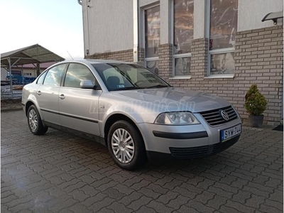 VOLKSWAGEN PASSAT V 1.6