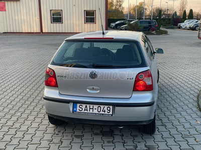 VOLKSWAGEN POLO IV 1.4 75 16V