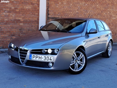 Alfa Romeo 159