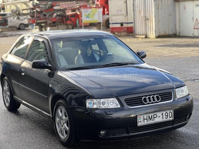 AUDI A3 1.6 Ambiente