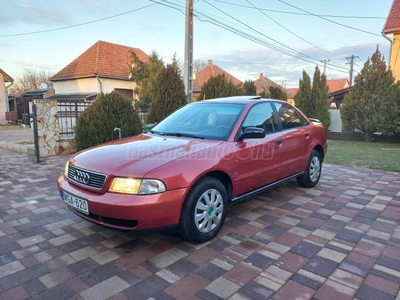 AUDI A4 1.8 1 tulaj