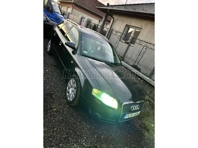 AUDI A4 2.0 Avant multitronic