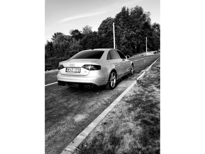 AUDI A4 3.2 FSI quattro