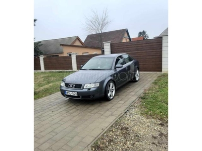 AUDI A4 Avant 2.5 V6 TDI quattro