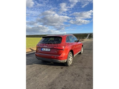 AUDI Q5 2.0 TDI