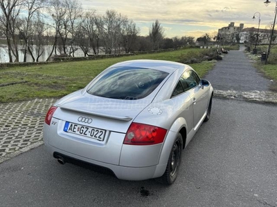 AUDI TT Coupe 1.8 T