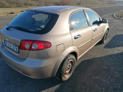 CHEVROLET LACETTI 1.4 16V Elite AC