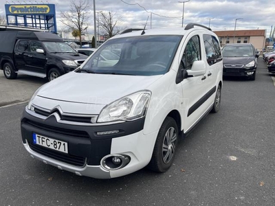 CITROEN BERLINGO 1.6 HDi XTR NAVIGÁCIÓ! VONÓHOROG! VEZÉRLÉS CSERÉLVE! XTR!