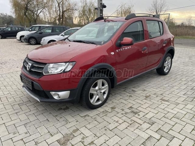 DACIA SANDERO 1.5 dCi Stepway Arctic NAVI.SZEVIZ-SZÁMLÁK.TOLATÓRADAR