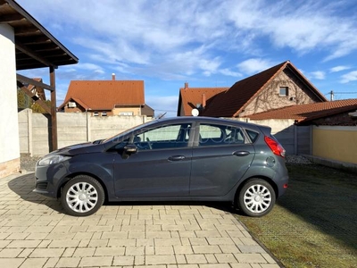 FORD FIESTA 1.25 Technology Fűtehtő ülések.első szélvédő!