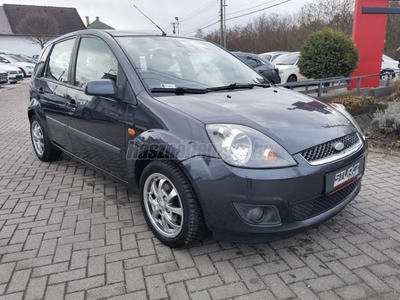 FORD FIESTA 1.4 TDCi Ghia Digitklíma-Alufelni-Tolatóradar-Vonóhorog