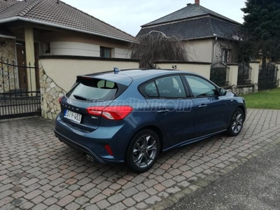 FORD FOCUS 1.0 EcoBoost mHEV ST-Line