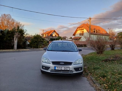 FORD FOCUS 1.6 Ambiente