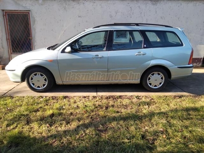 FORD FOCUS 1.6 Ghia