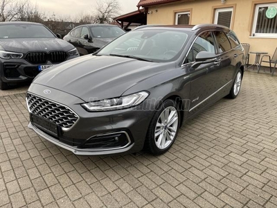 FORD MONDEO 2.0 FHEV Vignale eCVT KeyLessGo/Tol.kamera/Ülésfűtés-hűtés/LED/Sávtartó/Multi-Contour Ülések