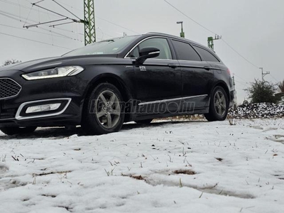 FORD MONDEO 2.0 TDCi Vignale Manuális 6 Vignale!!!