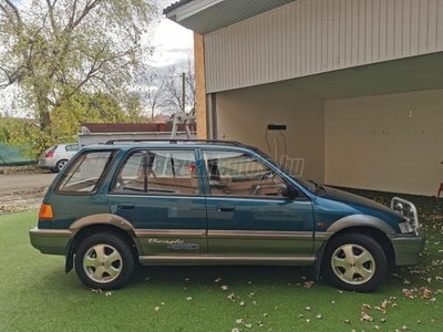 HONDA CIVIC 1.6 RTSi-4WD Beagle Klíma