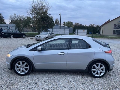 HONDA CIVIC 1.8 Executive