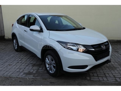 HONDA HR-V 1.5 Comfort 71.636km - vezetett szervizkönyv