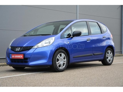 HONDA JAZZ 1.2 Trend // 1 ÉV GARANCIA! // VALÓS LEINFORMÁLHATÓ 139.000.KM // SZERVIZKÖNYV! //