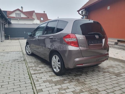 HONDA JAZZ 1.4 Elegance CVT