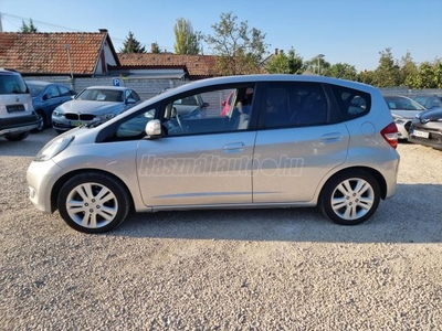 HONDA JAZZ 1.4 Elegance CVT DIGIT KLÍMA-AUTOMATAVÁLTÓ-ALUFELNI!